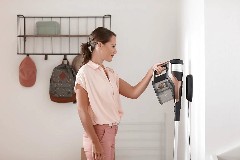 Philips SpeedPro Max XC7041/01 | Cordless Stick Vacuum | 360° Suction | 65 Min Runtime